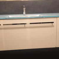 Mobile bagno sospeso 