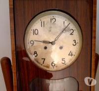 Orologio a pendolo d'epoca