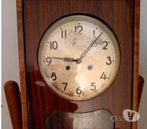 Orologio a pendolo d'epoca