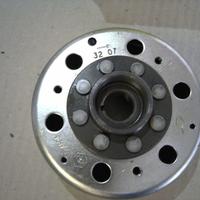 ROTORE VOLANO LIBERTY X8 PIAGGIO 584695