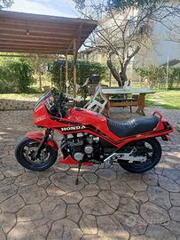 Honda cbx 750 