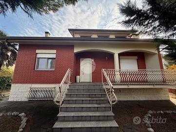 VILLA SINGOLA A CERVIA