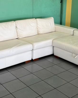 Divano in pelle 4/5 posti con chaise longue