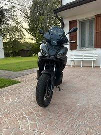 Aprilia sr gt 200