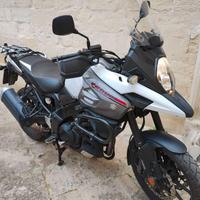Suzuki V-Strom 1000 - zona Lecce