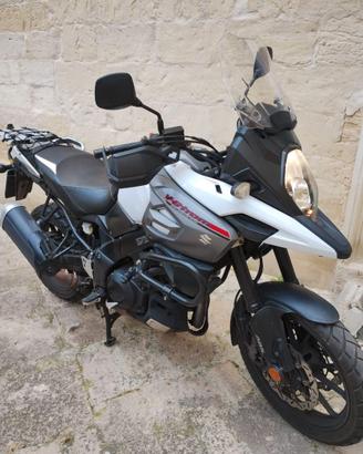 Suzuki V-Strom 1000 - zona Lecce