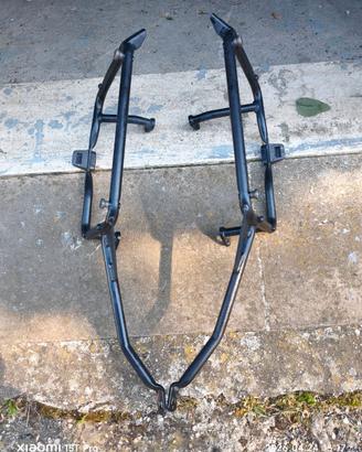 Staffe borse laterali Benelli trk500