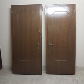 2 porte interne in legno Douglas/ noce scuro