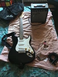 Squier Stratocaster Fender con amplificatore