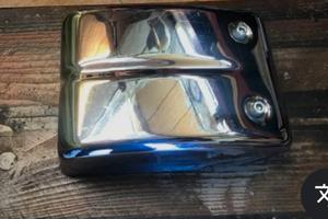 avete Fianchetto copri fusibili fat bob cromo?