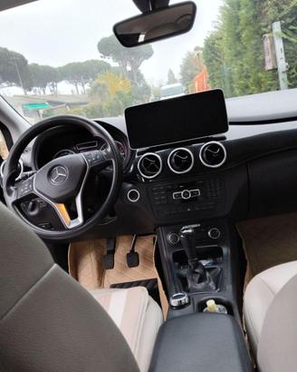 Mercedes B180 Premium  - 128.000km - Pelle/AMG