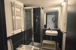 ALBANO MONOLOCALE ARREDATO SU 2 LiVELLI/POSTO AUTO