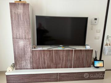 Parete attrezzata , set salotto porta tv