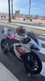Yamaha r1