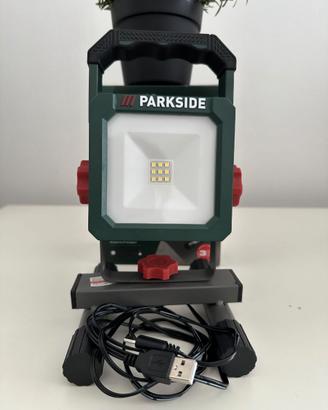 Faro LED Ricaricabile Parkside PAS 2200 D4 600 lm