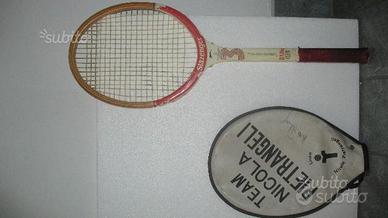 Racchetta tennis in legno