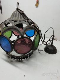 Lampadario in ferro battuto