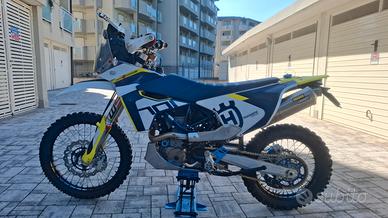 Husqvarna 701 Enduro 2024