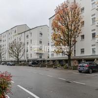 AMPIO 4 LOCALI CON TERRAZZO