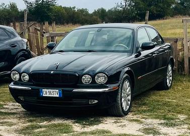 Jaguar XJ8 4.2 V8 Executive