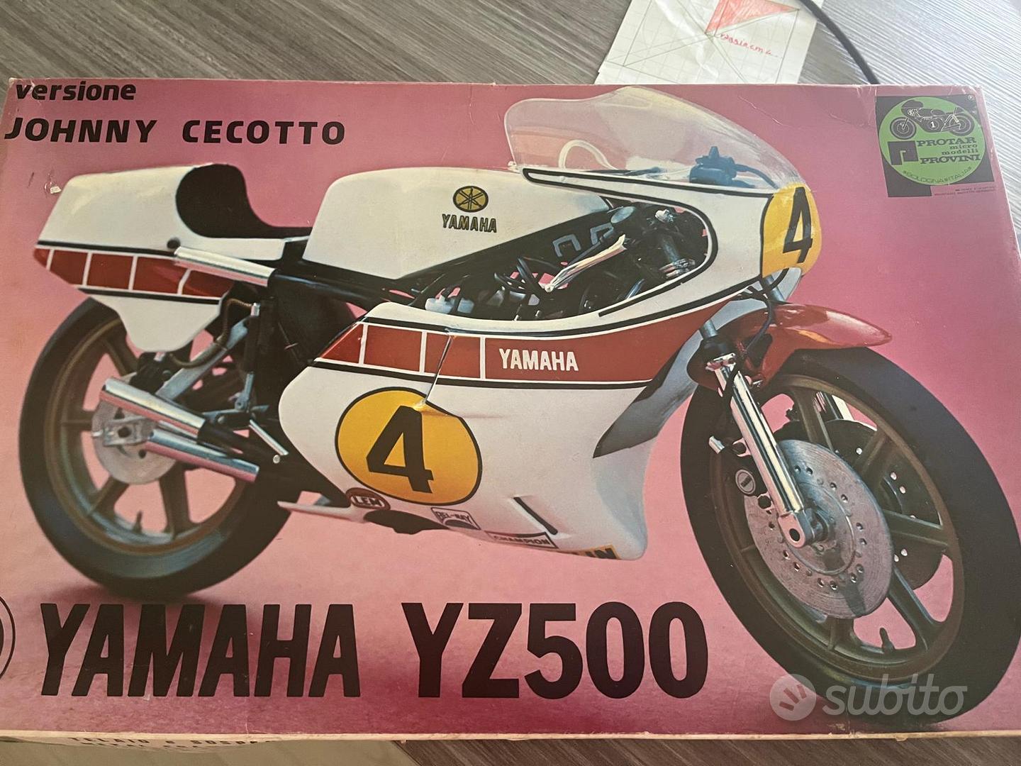 Modellino Moto Artigianale In Metallo – Scultura Da Collezione Scala 1:12 – Fatto A Mano Con Custodia