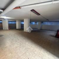 CAPANNONE A CAROBBIO DEGLI ANGELI