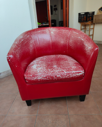 Poltrona similpelle rossa