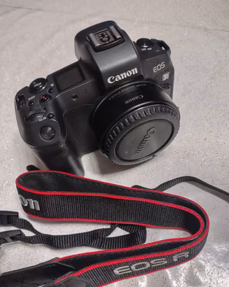 Canon EOS R + Adattatore Canon EF-EOS R