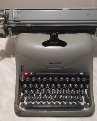 MACCHINA DA SCRIVERE OLIVETTI LEXIKON 80