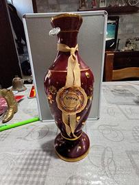 bottiglia di stock prunello