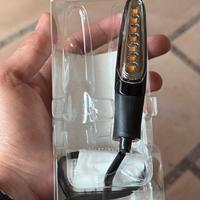 Freccia moto dinamica Led Triumph