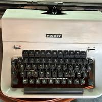 Macchina da scrivere Vintage facit