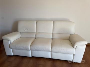 Divano vera pelle Chateaux d'ax con chaise longue