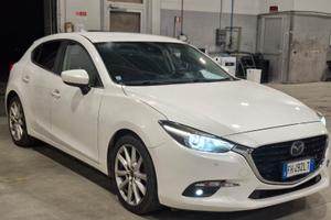 MAZDA 3 RESTYLING 