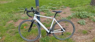 Bici da corsa Triban EDR EASY VAN RYSEL bianca