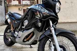 Honda Transalp 700