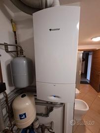 Caldaia murale  a gas Junker a condensazione