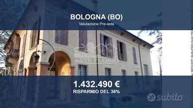 Immobile in asta di 906 m² a Bologna