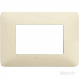 Placca BTICINO MATIX color AVORIO