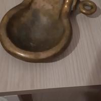 Posacenere navale vintage in ottone 