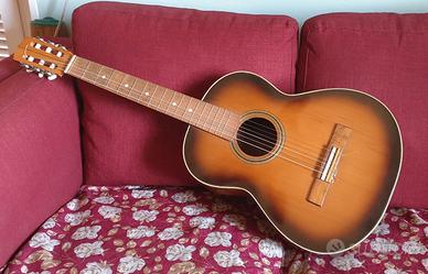 CHITARRA VINTAGE.