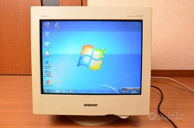 Sony Trinitron Multiscan E220 monitor CRT retro