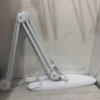 Lampada da tavolo senza ombra