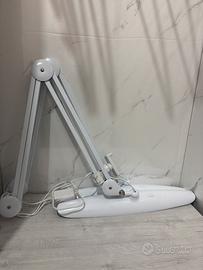 Lampada da tavolo senza ombra