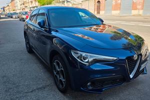 Alfa Romeo Stelvio 2.2 Turbodiesel 210 CV AT8 Q4 S