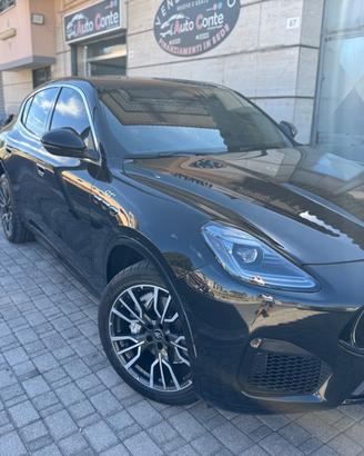 Maserati Grecale MHEV 300 CV AWD GT