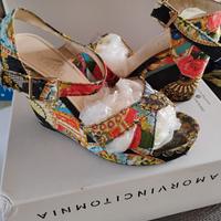 Sandali con zeppa MOLTO FASHION