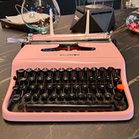 Macchina da per scrivere Olivetti lettera 22