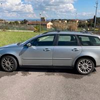 Volvo V50 D5