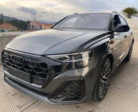 Audi Q8 SQ8 TFSI quattro tiptronic sport attitude